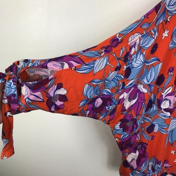 Free People Keepin On Blouse Women Size M Orange Stretch Knit Cross Over - Picture 6 of 16